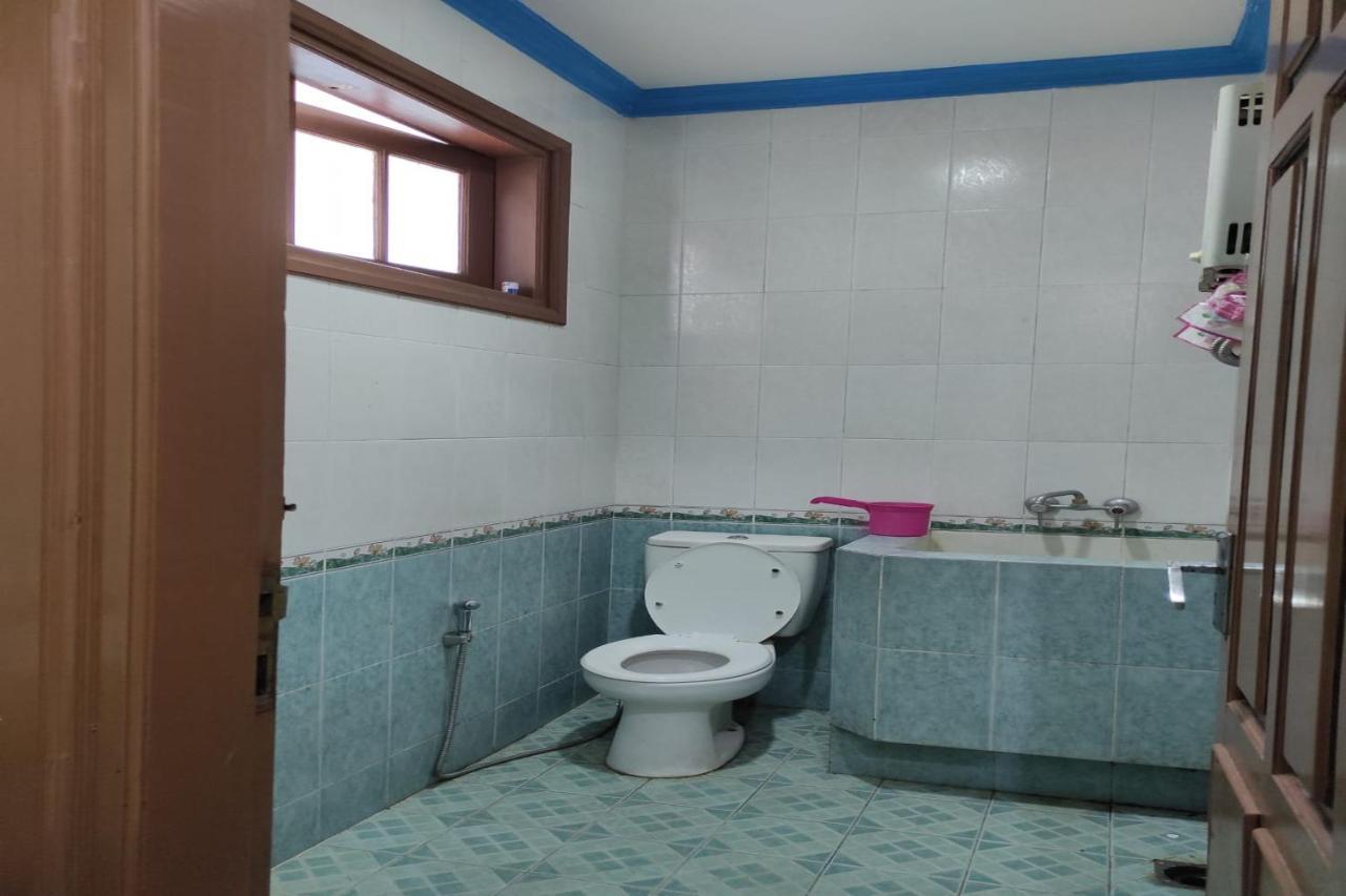 Villa Meteor Garden Tawangmangu Kültér fotó