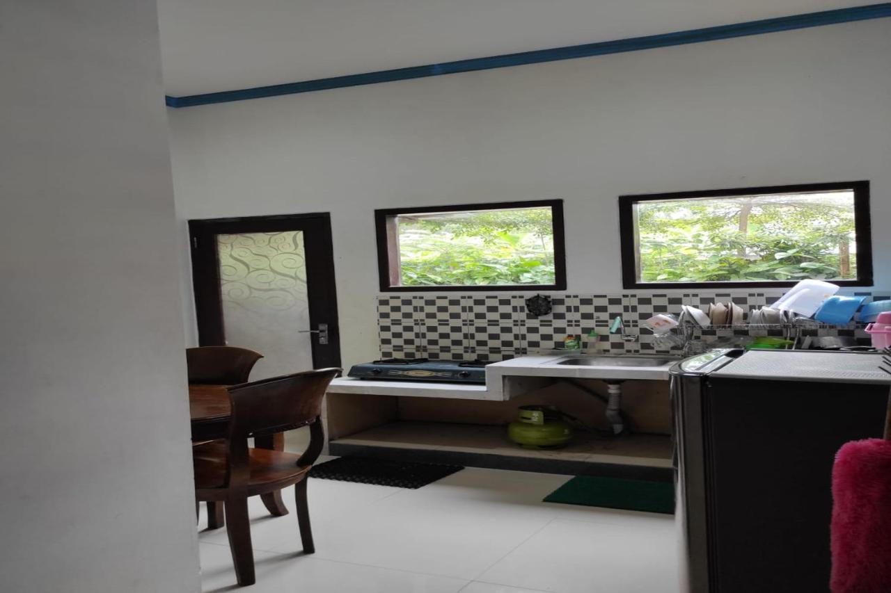 Villa Meteor Garden Tawangmangu Kültér fotó