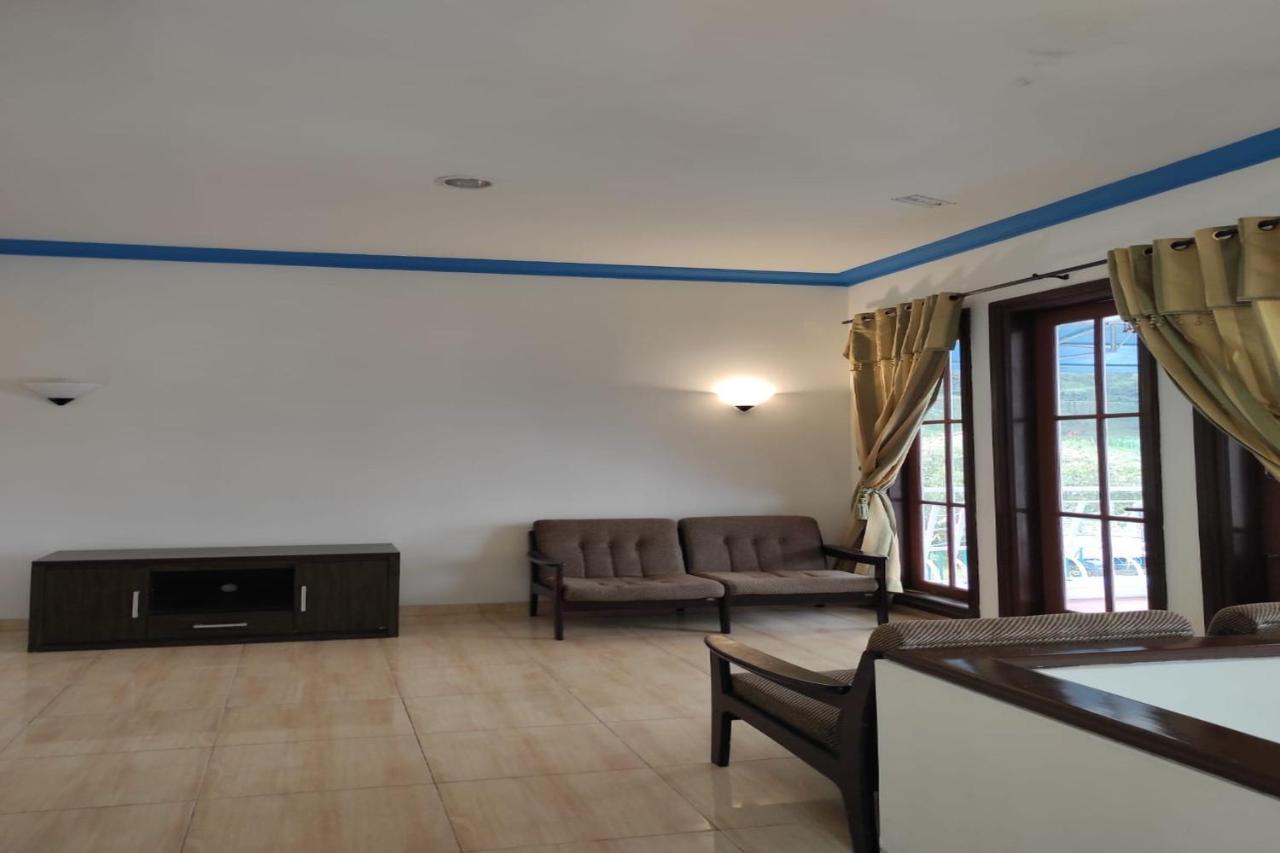 Villa Meteor Garden Tawangmangu Kültér fotó