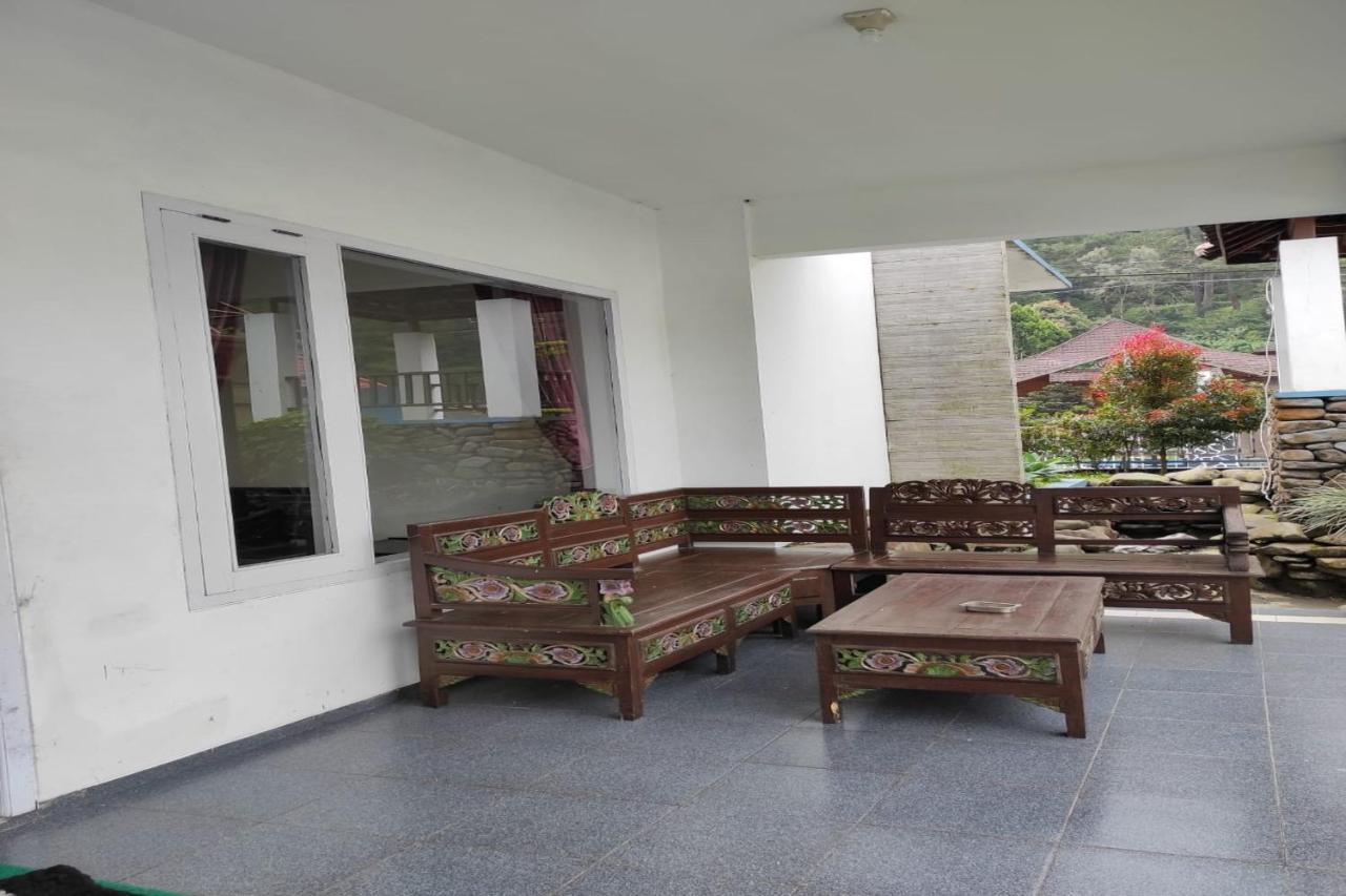 Villa Meteor Garden Tawangmangu Kültér fotó