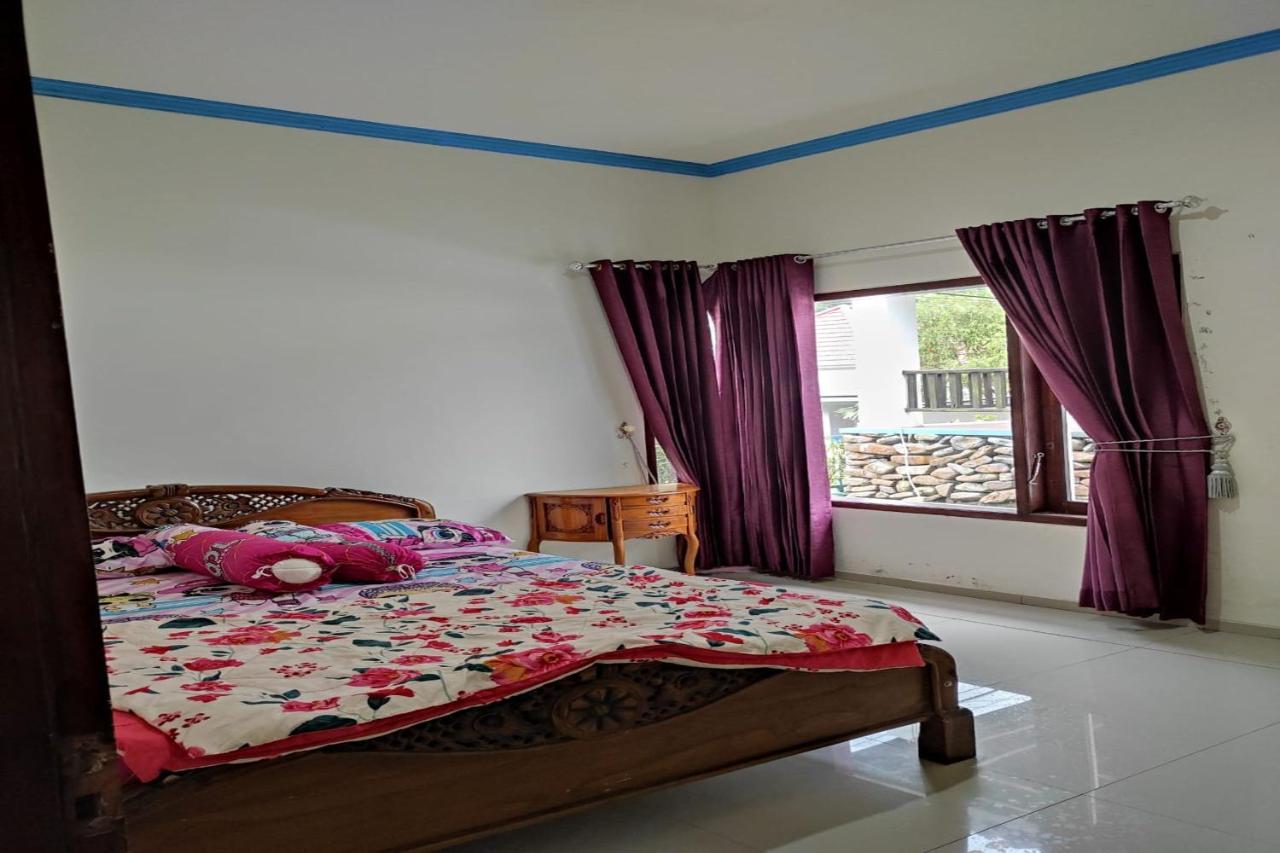 Villa Meteor Garden Tawangmangu Kültér fotó