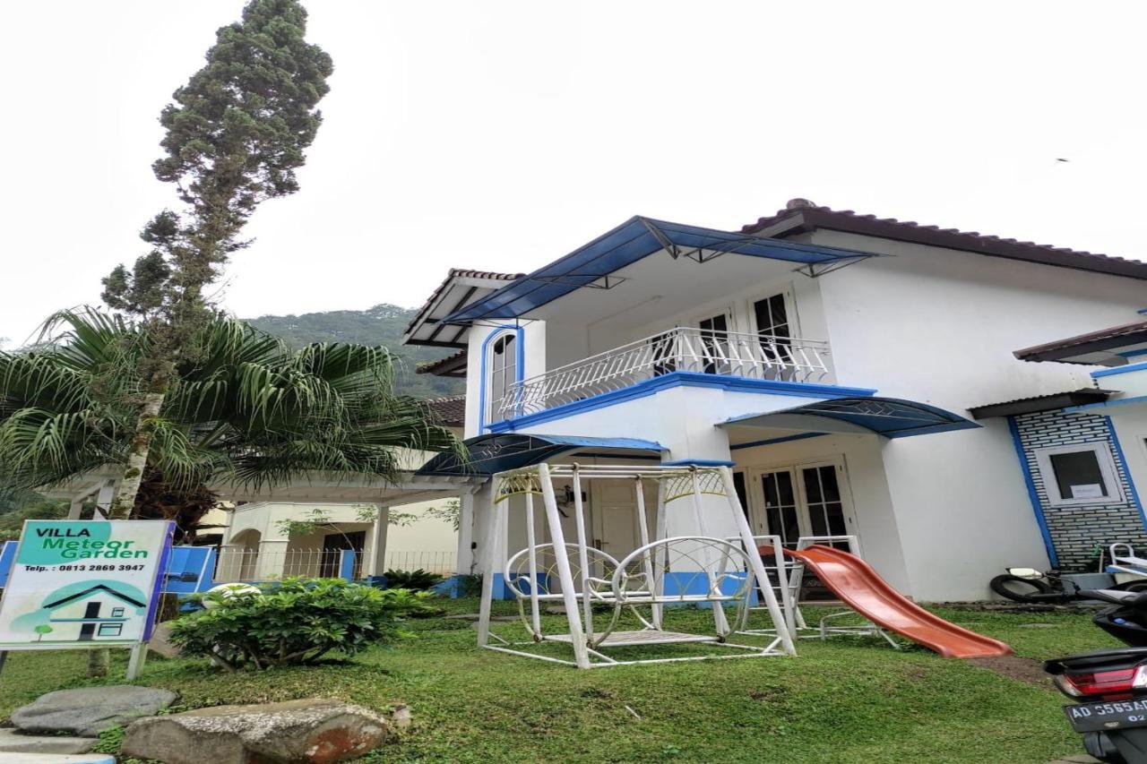Villa Meteor Garden Tawangmangu Kültér fotó